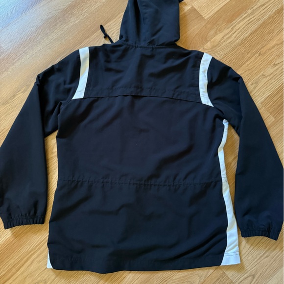 Reebok Black Hooded Jacket with Logo - Picture 2 of 5